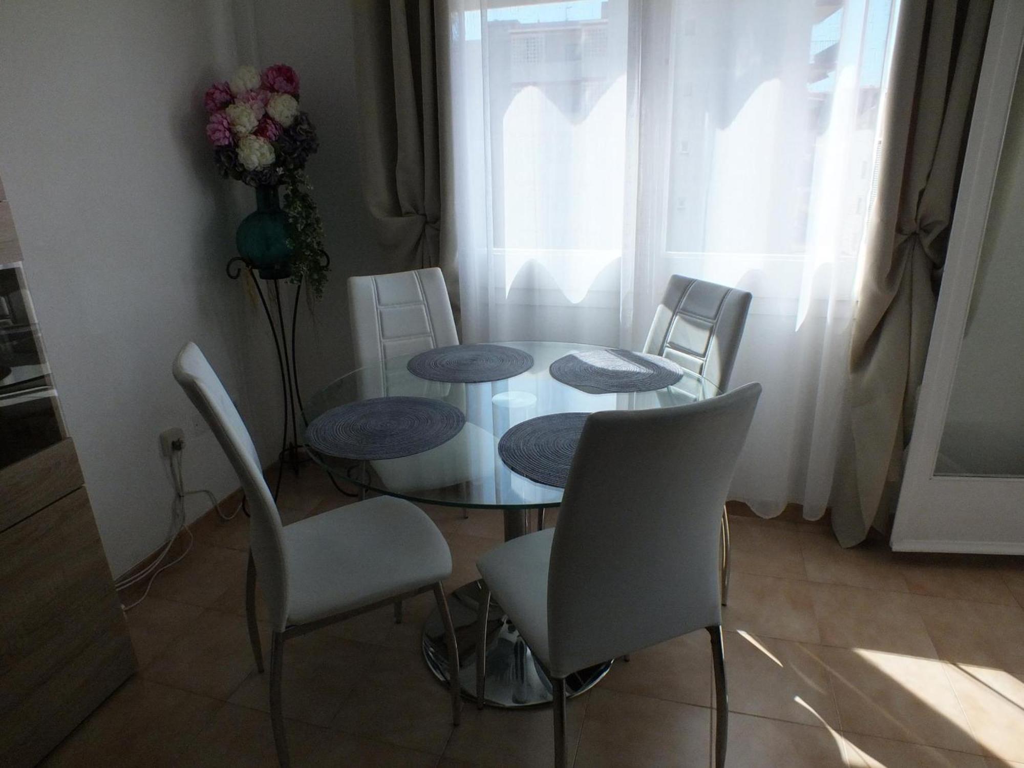 Appartement Renovado Cerca De La Playa Con Terraza 4 Personas En - Es-204-73 Roses